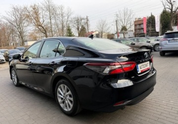 Toyota Camry IX Sedan 2.5 Hybrid Dynamic Force 218KM 2021 Toyota Camry salon Polska, FV-VAT 23, Gwarancja, 1 rej. 2022r. 2.5 Hybryda, zdjęcie 27