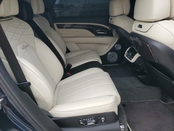 Bentley Bentayga 2023 Bentley Bentayga 2023 4.0l 4.0 Benzyna 542KM, zdjęcie 11