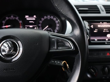 Skoda Fabia III Kombi 1.0 TSI 110KM 2018 Skoda Fabia 1.0 TSI, Salon Polska, Serwis ASO, zdjęcie 16