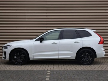 Volvo XC60 II 2025 VOLVO XC60 B5 AWD Ultra Black Edition Suv 2.0 (264KM) 2025, zdjęcie 1