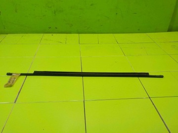 DODGE JOURNEY 10R LIŠTA ZHRNUJÍCÍ DVEŘE PRAVÁ ZADNÍ