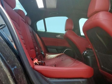 Alfa Romeo Giulia II Sedan Facelifting 2.0 Turbo 280KM 2021 Alfa Romeo Giulia TI 2021 2.0l 2.0 Benzyna 280KM, zdjęcie 10