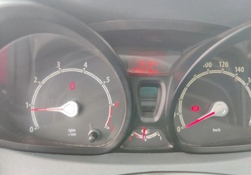 Ford Fiesta VII Hatchback 5d 1.25 Duratec 60KM 2009 Ford Fiesta 2009 1.25 60KM Manual Benzyna Trend Edition 2kpl opon 1.2 60KM, zdjęcie 13