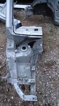 ČTVRTKA PRAVÁ ZÁSTĚRA KIA VENGA 2009-