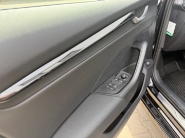 Skoda Octavia IV Liftback 1.5 TSI EVO 150KM 2025 Skoda Octavia Octavia Combi Edition 130 1,5 TSI m-HEV 150KM 1.5 Benzyna, zdjęcie 14