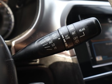 Suzuki Vitara III SUV Facelifting 1.0 BoosterJet 111KM 2019 Suzuki Vitara 1.0 BoosterJet, Salon Polska, zdjęcie 15