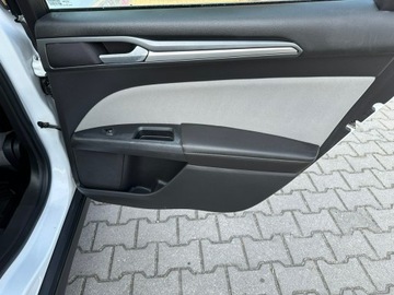 Ford Fusion 2014 Ford Fusion 2.0 hybryda, SE, 150KM, Zarejestr w PL, zdjęcie 13