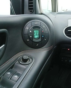 Renault Espace IV Van 2.0 dCi 130KM 2008 Renault Espace Renault Espace 2.0 Diesel 130KM, zdjęcie 10