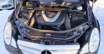 Mercedes Klasa R 2007 Mercedes-Benz Klasa R Mercedes-Benz Klasa R 350 L 7G-TRONIC 3.5 Benzyna, zdjęcie 20