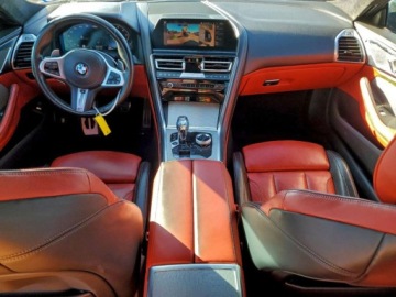 BMW Seria 8 II 2022 BMW Seria 8 M850xi 2022 4.4 Benzyna 523KM, zdjęcie 8