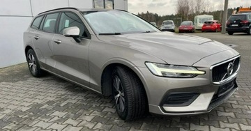 Volvo V60 II  Kombi 2.0 D3 150KM 2020 Volvo V60 Automat Virtualny kokpit Faktura VAT23 2.0 Diesel 150KM, zdjęcie 3