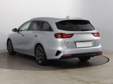 Kia Ceed III Kombi Facelifting 1.5 T-GDI 160KM 2022 Kia Ceed 1.5 T-GDI, Salon Polska, Serwis ASO, zdjęcie 3