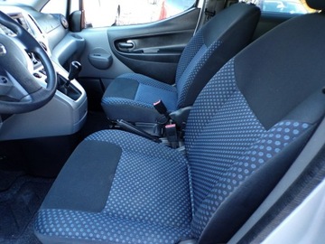 Nissan NV200 Combi 1.6 110KM 2012 Nissan NV200 7 OSOBOWY 2012, zdjęcie 17