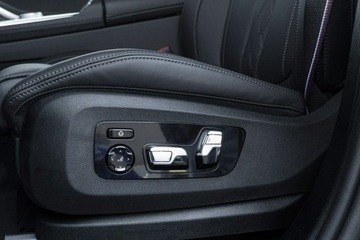 BMW X5 G05 SUV Facelifting 3.0 40d 352KM 2025 BMW X5 xDrive40d Dostępne od ręki!, zdjęcie 12