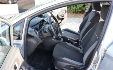 Ford Fiesta VII Hatchback 3d Facelifting 1.25 82KM 2016 Ford Fiesta Klimatyzacja, Wielofunkcyjna kierownica, Elektryczne szyby 1.2, zdjęcie 6
