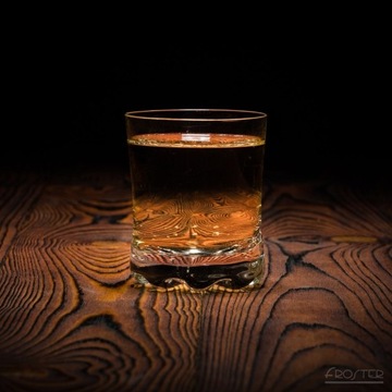 Футляр для виски с бокалами Froster