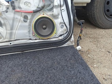 DVEŘE LEVÝ PŘEDNÍ KOMPLETNÍ SUBARU IMPREZA II GD FACELIFT KOMBI 03-06 01G