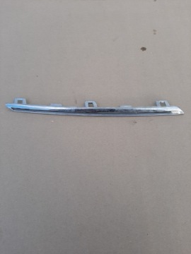 Хромированная накладка на решетку радиатора Renault OE 623836495R