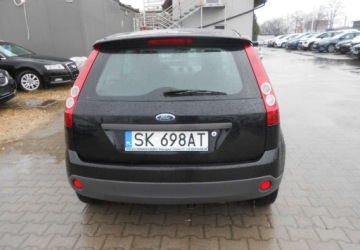 Ford Fiesta VI 1.4 16V 80KM 2006 Ford Fiesta Ford Fiesta VI 1.4 benzyna 81 KM 1.4 Benzyna 81KM, zdjęcie 3