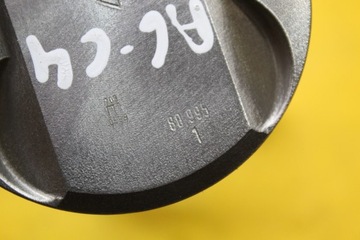 ПОРШЕНЬ ПОРШНИ ШАТУН A6 C4 81L23 077B 4.2 B