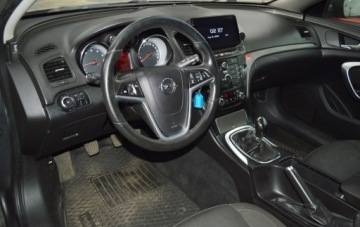 Opel Insignia I Sedan 1.8 Twinport ECOTEC 140KM 2010 OPEL INSIGNIA 1.8 140 KM, zdjęcie 26