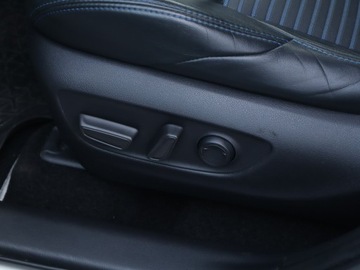 Toyota RAV4 IV MPV Facelifting 2.5 Hybrid 197KM 2018 Toyota RAV 4 2.5 Hybrid, Salon Polska, Serwis ASO, zdjęcie 19