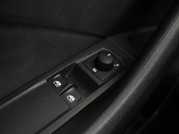 Skoda Kamiq Crossover 1.0 TSI 95KM 2019 Škoda Kamiq Skoda Kamiq klima czujniki parkowania, zdjęcie 31