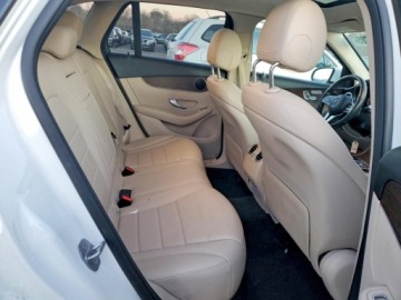 Mercedes GLC C253 2021 Mercedes-Benz GLC 300 4Matic 2021 2.0 Benzyna 255KM, zdjęcie 11