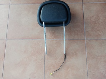 PODHLAVNÍK AKTIVNÍ SEDADLA PŘEDNÍ MERCEDES W203