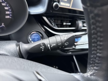 Toyota C-HR I Crossover Facelifting 1.8 Hybrid 122KM 2020 Toyota C-HR 1.8 Hybrid Style 1.8 Hybrid Style, zdjęcie 19