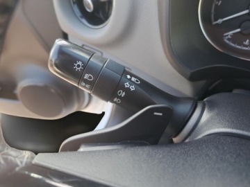 Toyota Yaris III Hatchback 5d Facelifting 2017 1.5 Dual VVT-iE 111KM 2018 Toyota Yaris 1.5 Premium CVT III (2011-2019) 1.5 P, zdjęcie 18