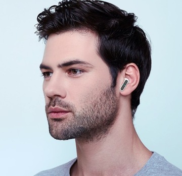 Новые Bluetooth-наушники с шумоподавлением.