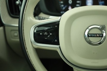 Volvo XC60 II 2021 Volvo XC60 B4 AWD, Salon Polska, Serwis ASO, zdjęcie 17