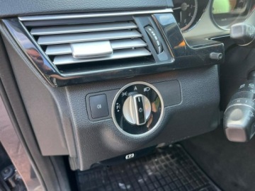 Mercedes Klasa E W212 Kombi 200 CGI BlueEFFICIENCY 184KM 2011 Mercedes E 200 Benz E212 Avantgarde, zdjęcie 34