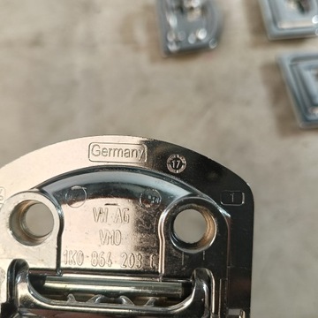 AUDI A5 18- DRŽÁK ÚCHYT KUFRU USA 1K0864203C