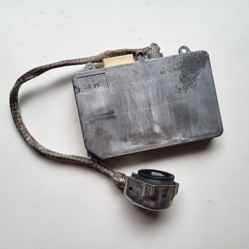 MĚNIČ XENON RENAULT VEL SATIS I 8200051260