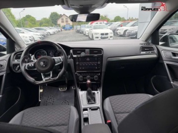 Volkswagen Golf VII Variant Facelifting 2.0 TDI 150KM 2018 Volkswagen Golf 2.0 TDI 150KM Automat Full Led Bogate Wyposazenie 2.0, zdjęcie 9