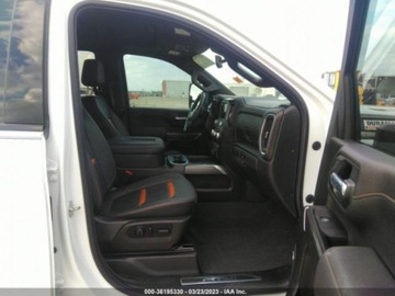  GMC Sierra 2022r., 2500HD AT4, od ubezpieczalni 6.6 Benzyna 445KM, zdjęcie 5
