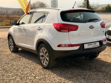 Kia Sportage III SUV Facelifting 1.7 CRDi 115KM 2015 Kia Sportage Biala perla Swietny stan Grzana kierownica 1.7 Diesel, zdjęcie 3