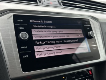 Volkswagen Passat B8 Variant Facelifting 2.0 TDI SCR 150KM 2022 Volkswagen Passat Variant APP | LED | Kamera Cofan, zdjęcie 24