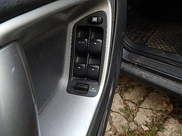 WŁĄCZNIK PRZEŁĄCZNIK SZYB SUBARU OUTBACK III SUBARU LEGACY IV 03-09 EUROPA