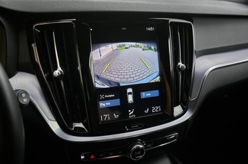 Volvo V60 II  Kombi 2.0 D3 150KM 2020 PIĘKNE V60 MOMENTUM PRO __ KUBEŁKOWE FOTELE, zdjęcie 33