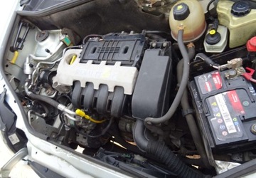 Renault Kangoo I Minivan Facelifting 2003 1.2 i 16V 75KM 2004 Renault Kangoo 1.2ben,klima el.szyby,zarejestrowany 1.1 Benzyna 75KM, zdjęcie 11