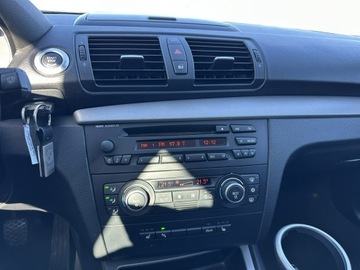 BMW Seria 1 E81/E87 Hatchback 5d E87 2.0 118d 143KM 2009 BMW 118 2.0 diesel 143KM, zdjęcie 16