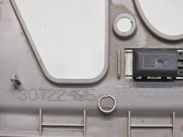 КРЫШКА КОНСОЛИ НА РУЛЕВЫЕ КОЛЕСА VOLVO V50 LIFT