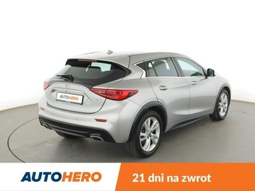 Infiniti Q30 1.5D 109KM 2016 Infiniti Q30 1.5 Diesel Premium Klimatronik, zdjęcie 6