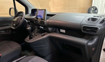 Peugeot Partner III Standard Furgon 1.5 BlueHDi 102KM 2023 Peugeot Partner Salon Polska ASO FV 23 R-CARS Warszawa 1.5 Diesel 102KM, zdjęcie 8