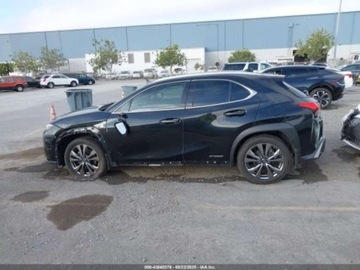 Lexus UX 2019 Lexus UX 2019 LEXUS UX 250H F SPORT 2.0 Hybryda 181KM, zdjęcie 7