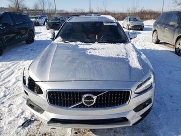 Volvo V90 II 2022 Volvo V90 Cross Country B6 Inscription 2022 2.0l 2.0 Benzyna 295KM, zdjęcie 5