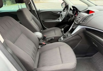 Opel Zafira C Tourer 1.4 Turbo ECOTEC 140KM 2012 Opel Zafira Opel Zafira Tourer 1.4 Turbo Business Innovation 1.4 Benzyna, zdjęcie 17